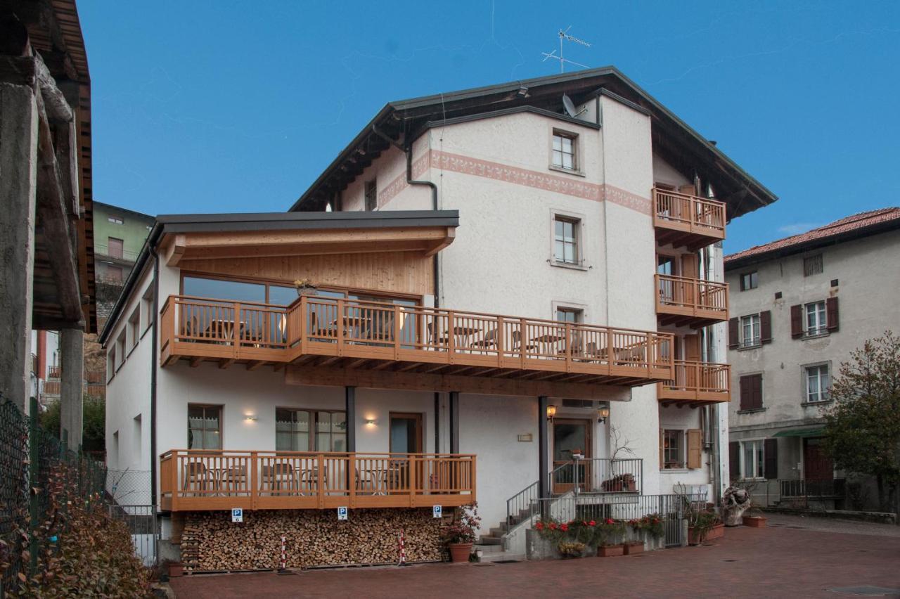 Hotel Locanda Le Tre Oche Моліна-ді-Ледро Екстер'єр фото